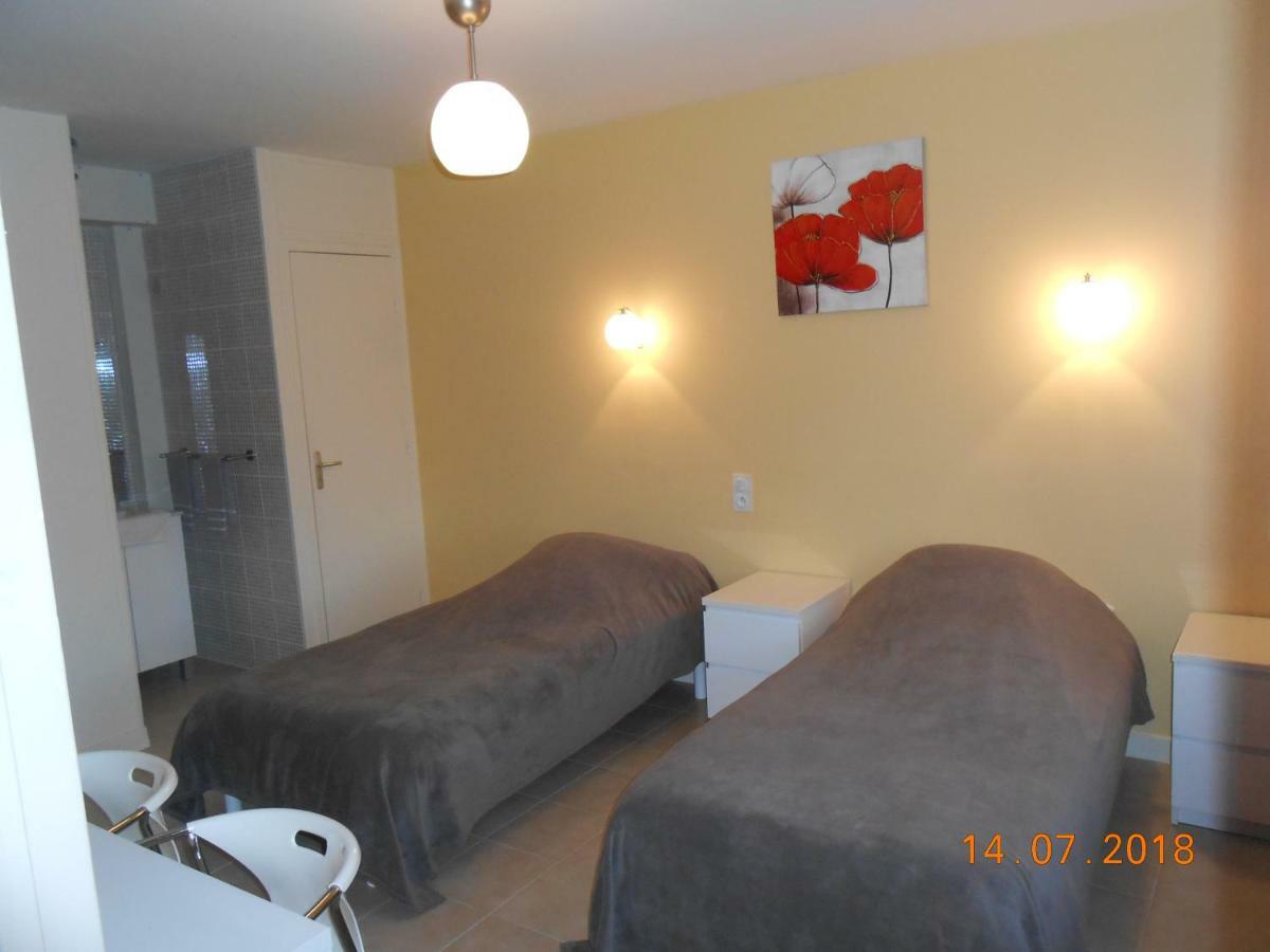 Le Relais Des Primeurs Logis Hotel Taulé Kültér fotó